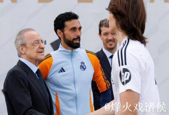 皇马内讧波及选帅，潜在接任者阿韦洛亚，因是穆里尼奥死忠遭抨击