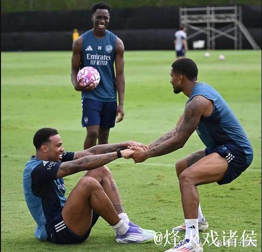 逼近2亿英镑!阿森纳本周可敲定三笔新援!枪手将开启清洗进程! 逼近2亿英镑!阿森纳本周可敲定三笔新援!枪手将开启清洗进程!